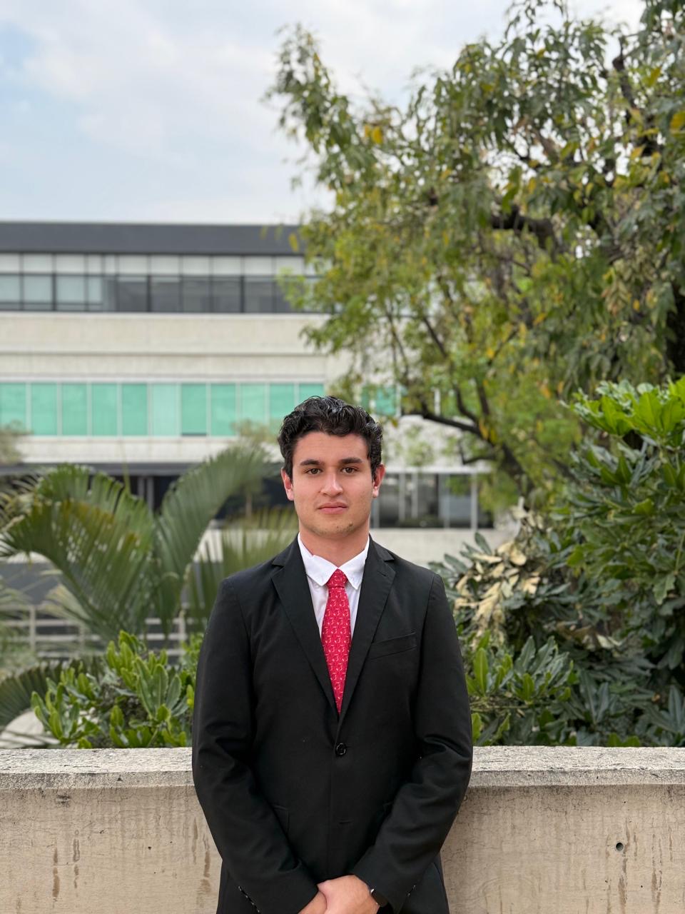 Alejandro Garza